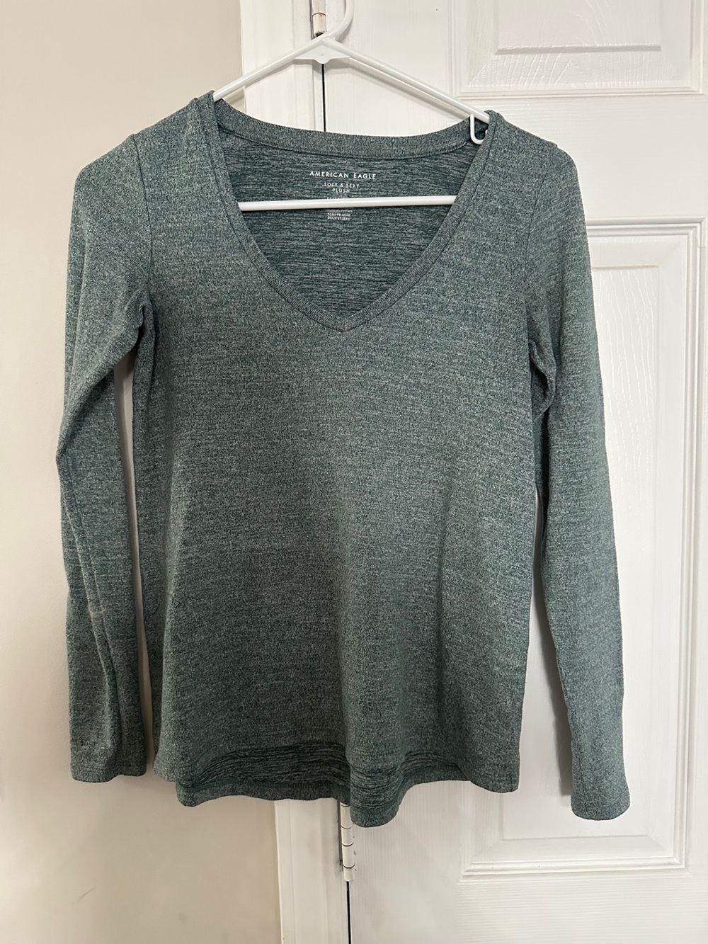 American Eagle Outfitters V-Neck Long Sleeve Top in Heather Teal Green
